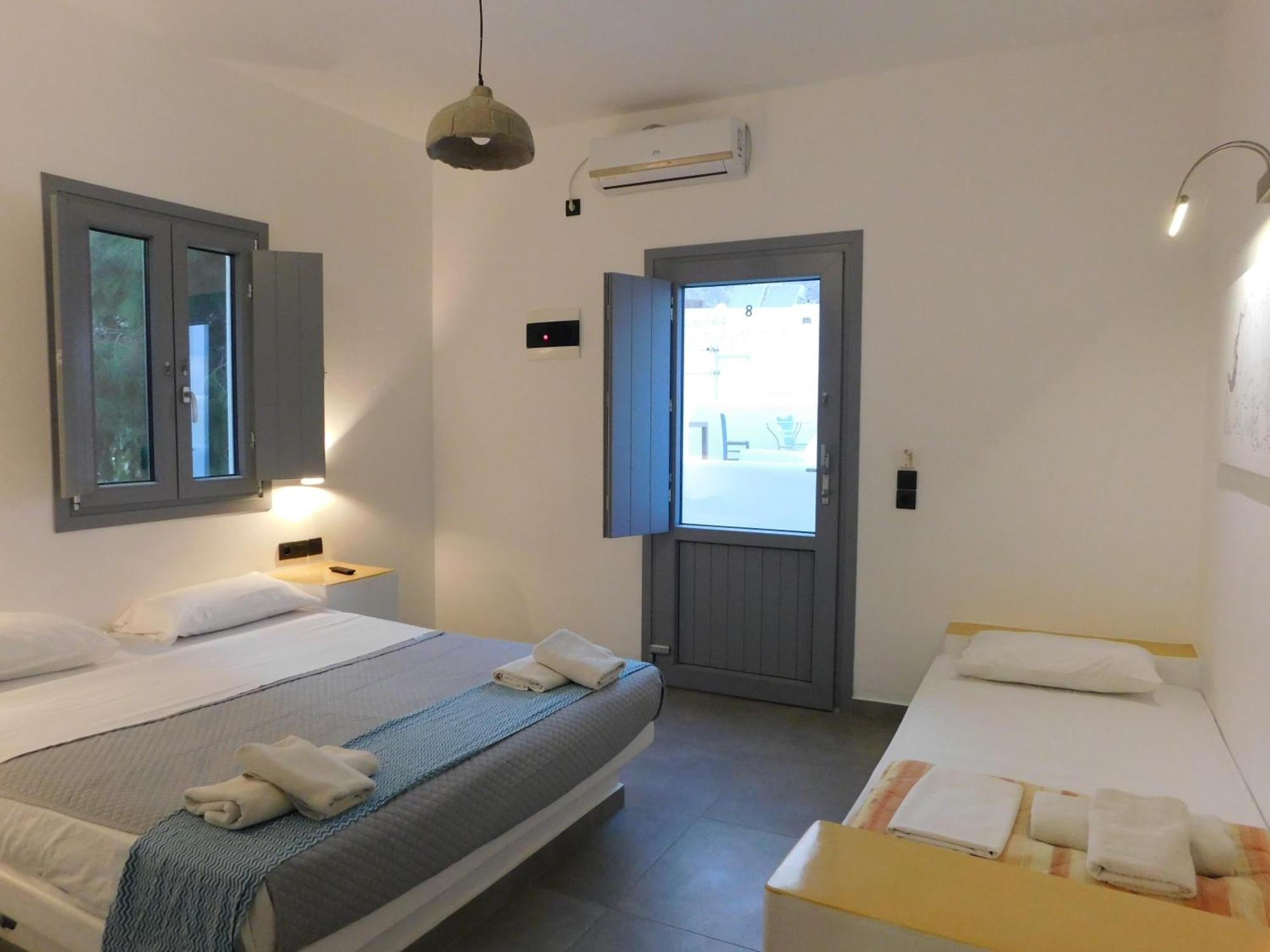 Perissa Centrale Rooms Kültér fotó